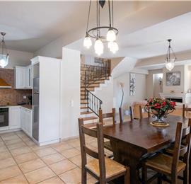 3 bedroom villa with heated pool in Kassiopi, Corfu, sleeps 6